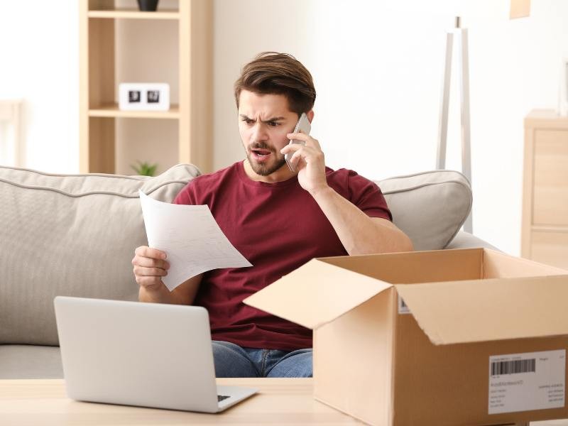 RECLAMAÇÕES SOBRE COMPRAS ONLINE: SAIBA QUAIS SÃO OS SEUS DIREITOS